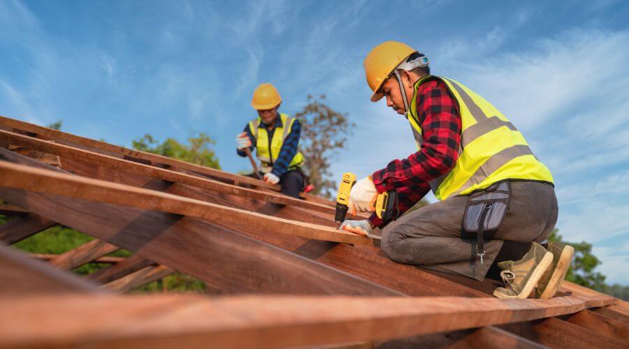 Professional Flat Roofing Installation services in Creston, IL